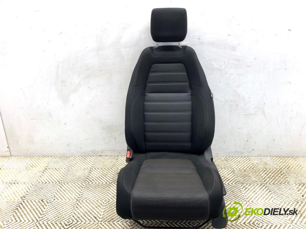 HONDA CR-V V SUV 2019 127 kW 1.5 VTEC AWD (RW2) 1498 sedadlo levý přední část 
