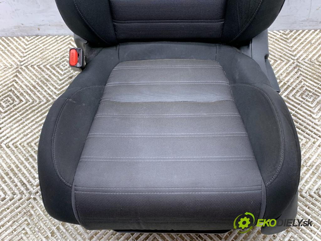 HONDA CR-V V SUV 2019 127 kW 1.5 VTEC AWD (RW2) 1498 Sedadlo ľavy predný