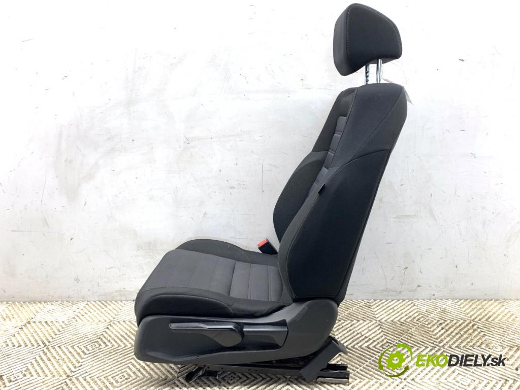 HONDA CR-V V SUV 2019 127 kW 1.5 VTEC AWD (RW2) 1498 Sedadlo ľavy predný