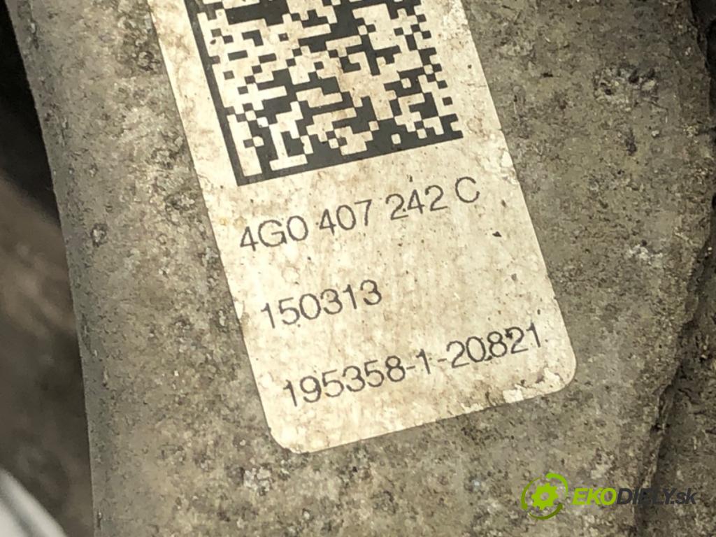 AUDI A5 8T coupe 2013 125 kW 1.8 TFSI 1798 náboj pravý přední část 4G0407242C