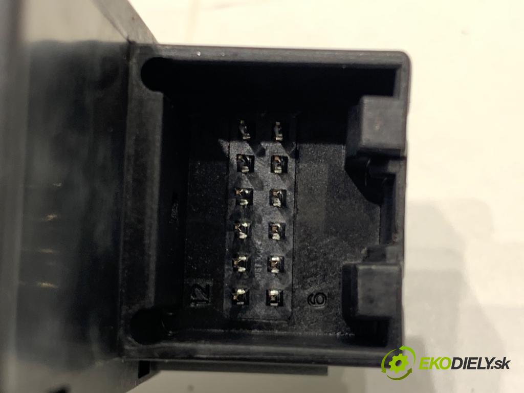 AUDI A5 8T coupe 2013 125 kW 1.8 TFSI 1798 Spínač brzdy ručnej brzdy 8K2927225E (Prepínacie páčky pod volantom)