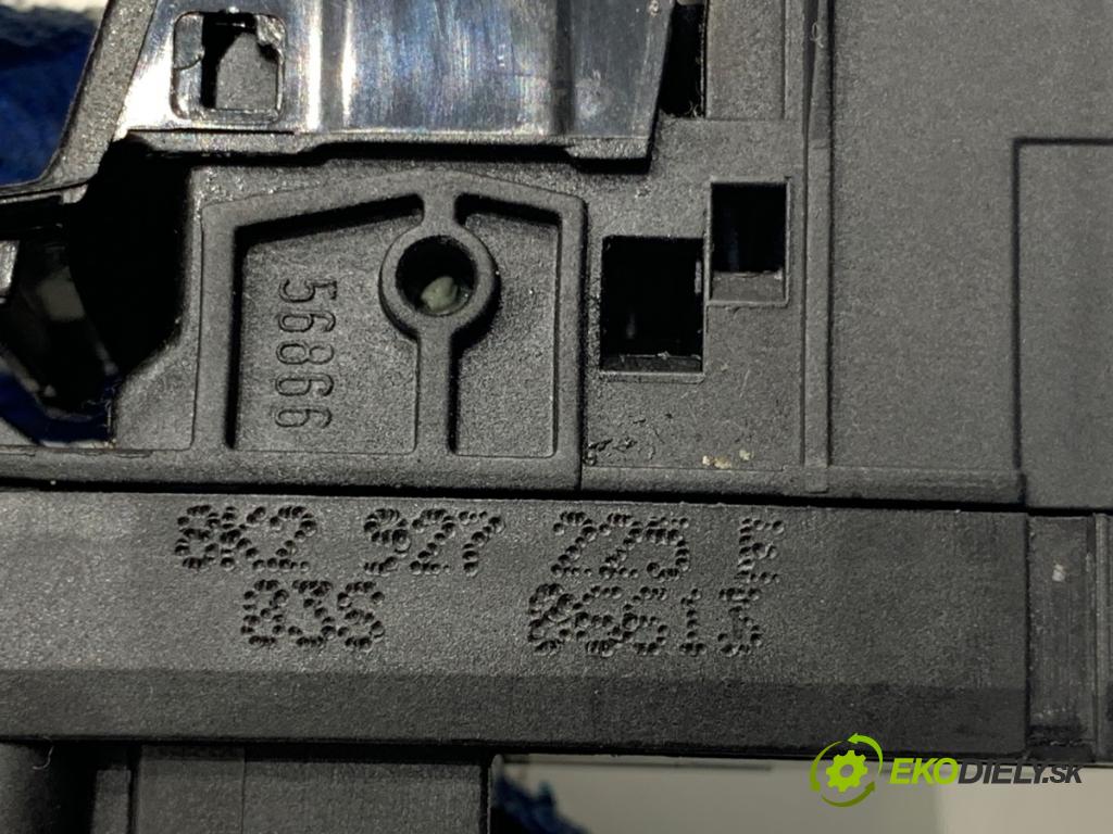 AUDI A5 8T coupe 2013 125 kW 1.8 TFSI 1798 Spínač brzdy ručnej brzdy 8K2927225E (Prepínacie páčky pod volantom)