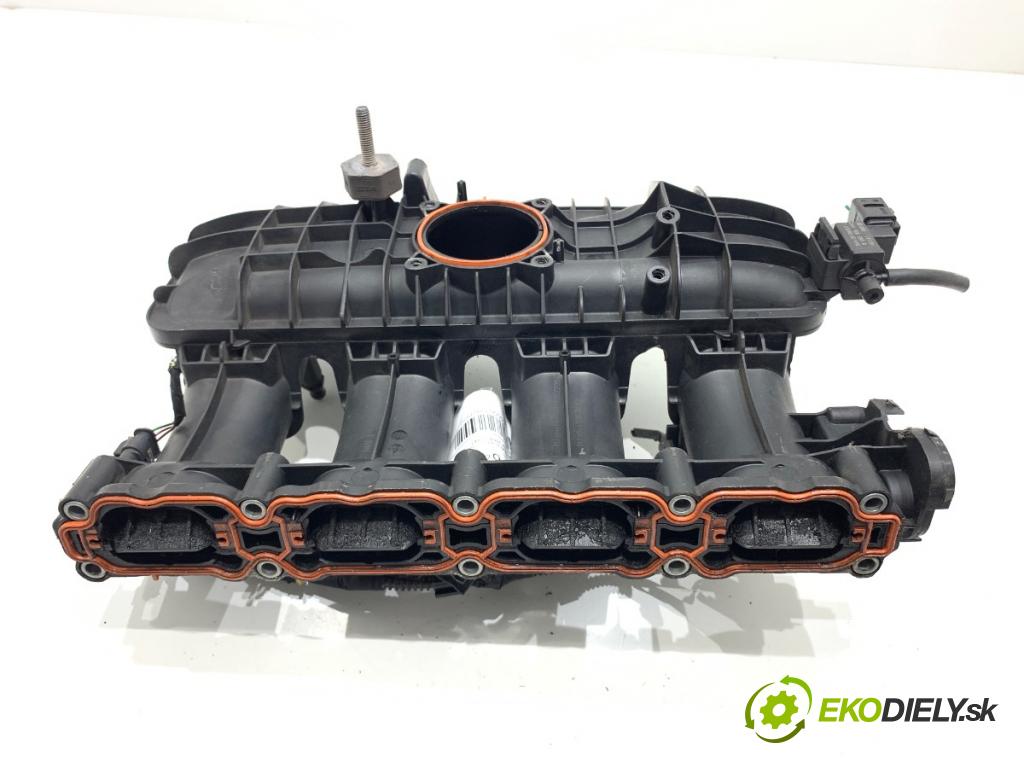 AUDI A5 8T coupe 2013 125 kW 1.8 TFSI 1798 potrubí sání 06K133201R (Sací potrubí)