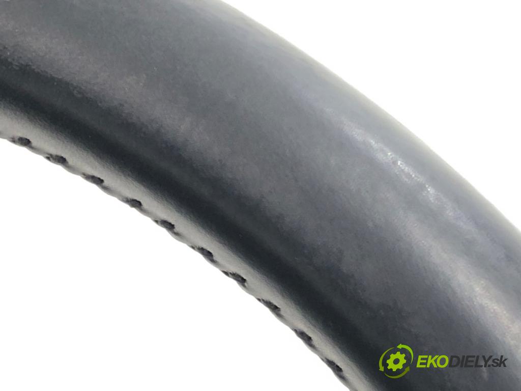 AUDI A5 8T coupe 2013 125 kW 1.8 TFSI 1798 Volant S-LINE