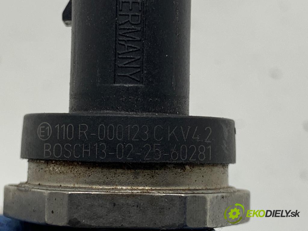 AUDI A5 8T coupe 2013 125 kW 1.8 TFSI 1798 Snímač tlaku paliva 06J906051F (Snímač)