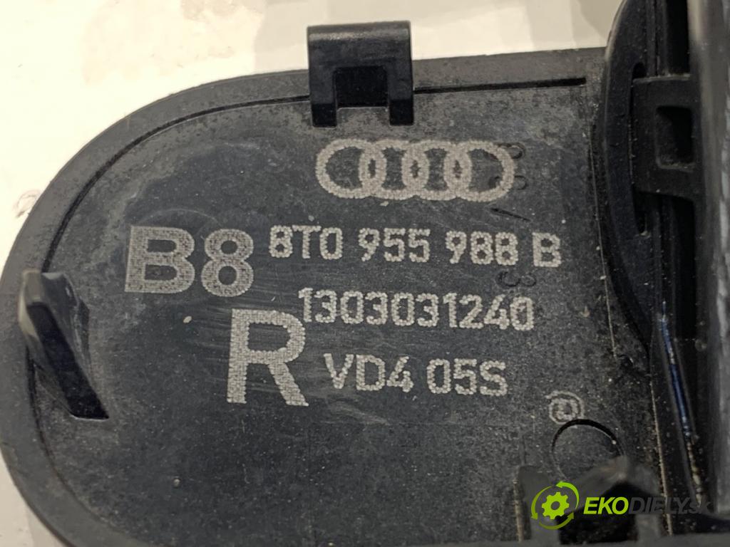 AUDI A5 8T coupe 2013 125 kW 1.8 TFSI 1798 ostřikovače ostřikovačů oken 8T0955988B