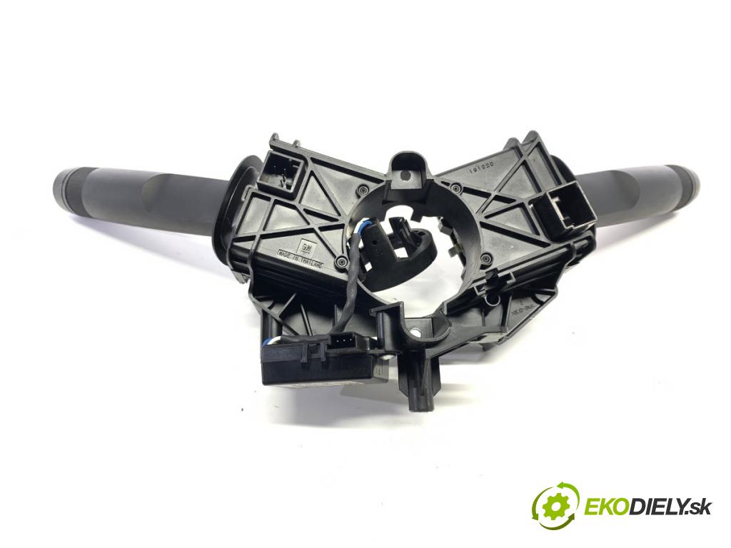 OPEL KARL liftback 2015 55 kW 1.0 999 Prepínač kombinovaný 13504286 (Prepínacie páčky pod volantom)