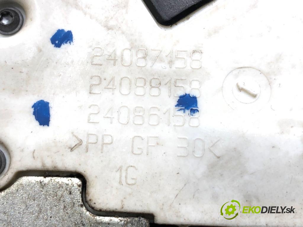 PEUGEOT 207 liftback 2008 66 kW 1.6 HDi 1560 zámok Dvere ľavy predný 24090816