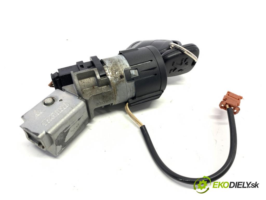 PEUGEOT 207 liftback 2008 66 kW 1.6 HDi 1560 spinačka 9663123280 (Spínacia skrinka)