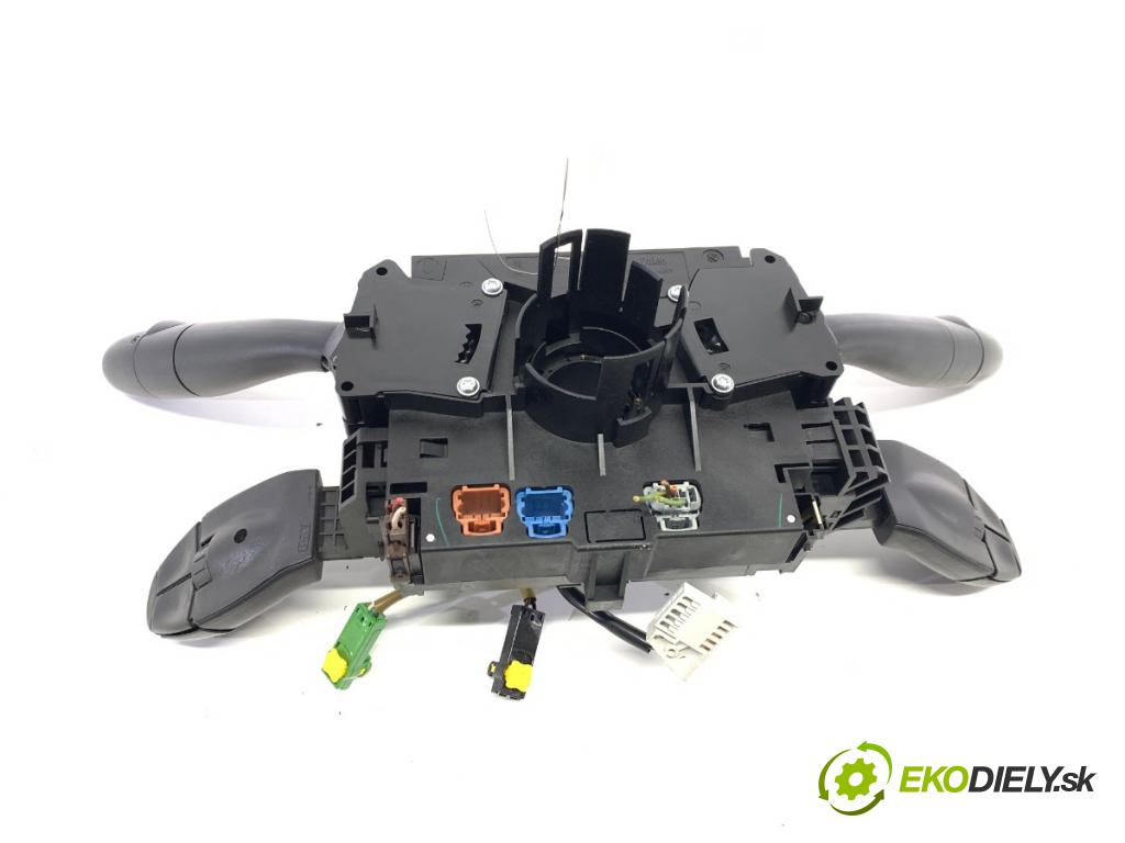 PEUGEOT 207 liftback 2008 66 kW 1.6 HDi 1560 Prepínač kombinovaný 96630723XT (Prepínacie páčky pod volantom)