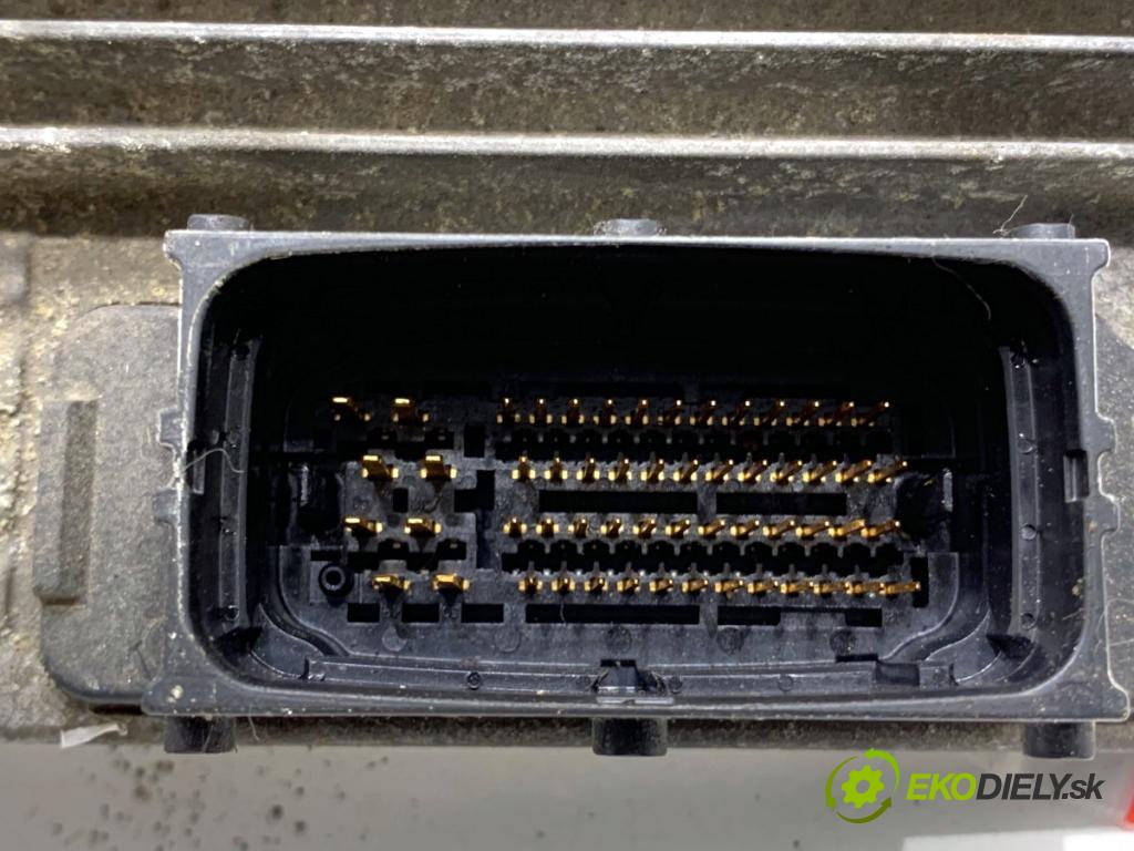 OPEL MERIVA A nadwozie wielkoprzestrzenne (MPV) 2004 74 kW 1.7 CDTI (E75) 1686 riadiaca jednotka Motor 8973509487 (Riadiaca jednotka)