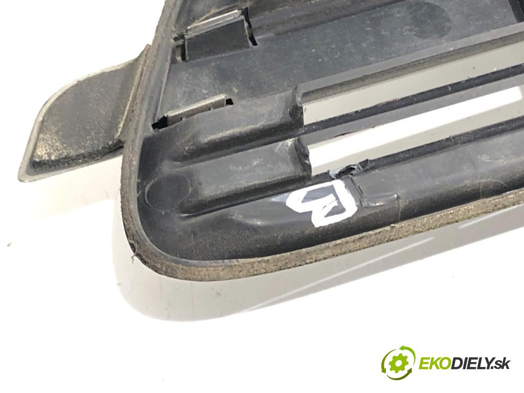 OPEL MERIVA A nadwozie wielkoprzestrzenne (MPV) 2004 74 kW 1.7 CDTI (E75) 1686 mřížka maska 13162160 (Přední mřížka (maska chladiče))