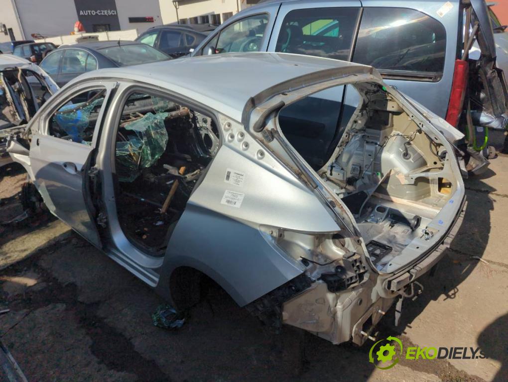 OPEL ASTRA K liftback 2016 92 kW 1.4 Turbo (68) 1399 KAROSERIA ČTVRŤÁK blatník zadní část levý pravý práh střecha PODŁUŻNICA levý pravý