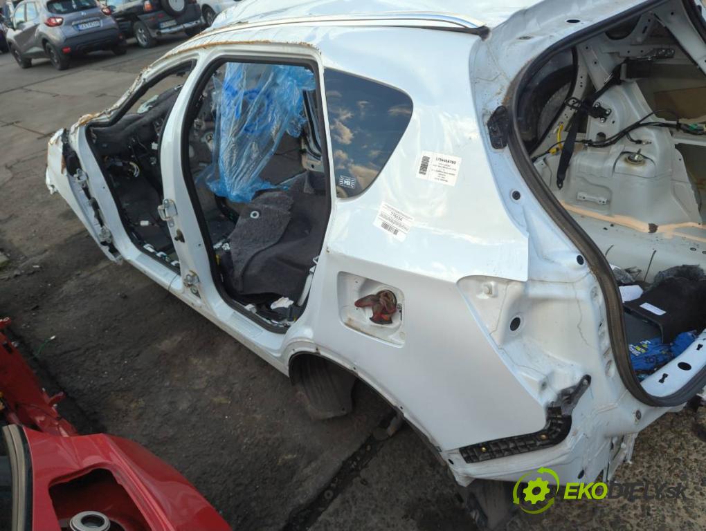 SUZUKI SX4 liftback 2021 95 kW 1.4 Hybrid (Mild Hybrid) (AKK 414) 1373 KAROSERIA ČTVRŤÁK blatník zadní část levý pravý práh střecha PODŁUŻNICA levý pravý