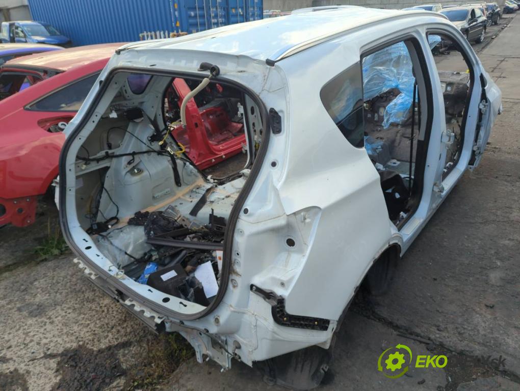 SUZUKI SX4 liftback 2021 95 kW 1.4 Hybrid (Mild Hybrid) (AKK 414) 1373 KAROSERIA ČTVRŤÁK blatník zadní část levý pravý práh střecha PODŁUŻNICA levý pravý