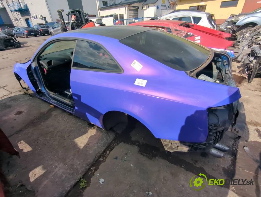 AUDI A5 8T coupe 2013 125 kW 1.8 TFSI 1798 KAROSERIA ČTVRŤÁK blatník zadní část levý pravý práh střecha PODŁUŻNICA levý pravý