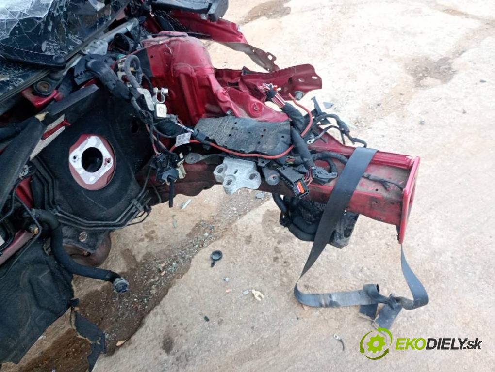 SEAT LEON III Kombi 2019 221 kW 2.0 Cupra 4Drive 1984 karoséria ČTVRŤÁK: Blatník zad ľavy prah strecha PODŁUŻNICA ľavy pravy