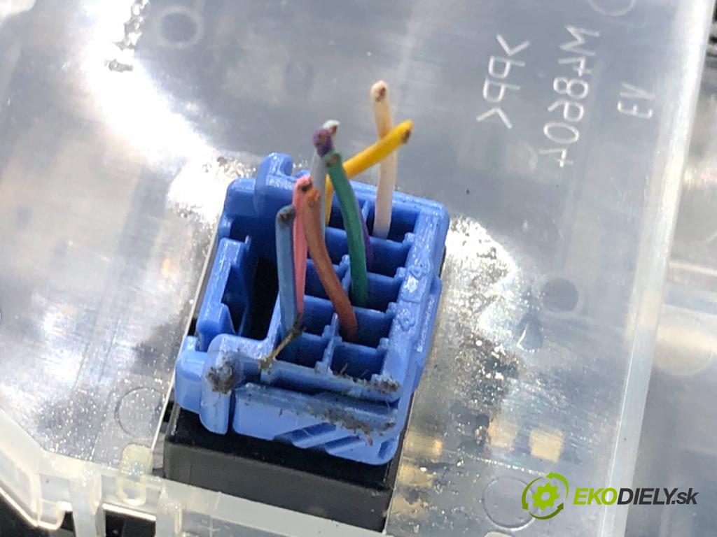 HONDA CR-V V SUV 2019 127 kW 1.5 VTEC AWD (RW2) 1498 Prepínač kombinovaný  (Prepínacie páčky pod volantom)