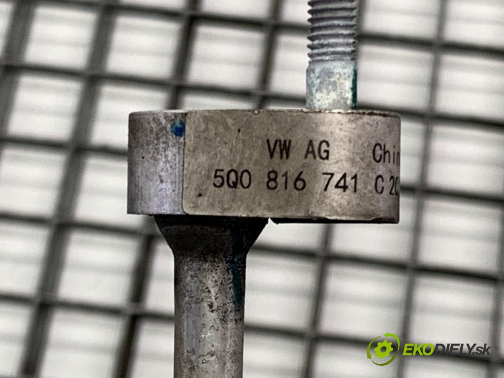 SEAT LEON III Kombi 2019 221 kW 2.0 Cupra 4Drive 1984 rúrka klimatizácie 5Q0816741C (Rúrka klimatizácie)