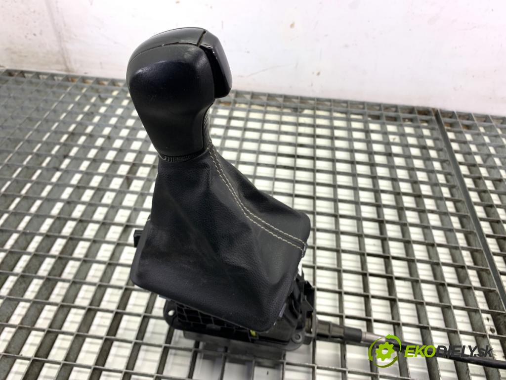 SEAT LEON III Kombi 2019 221 kW 2.0 Cupra 4Drive 1984 Kulisa 5Q1713025AT (Rýchlostná páka (kulisa))