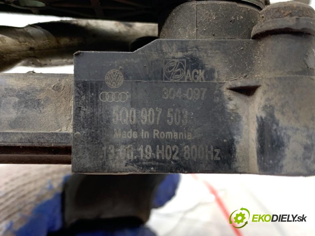 SEAT LEON III Kombi 2019 221 kW 2.0 Cupra 4Drive 1984 Snímač XENON 5Q0907503 (Snímač)