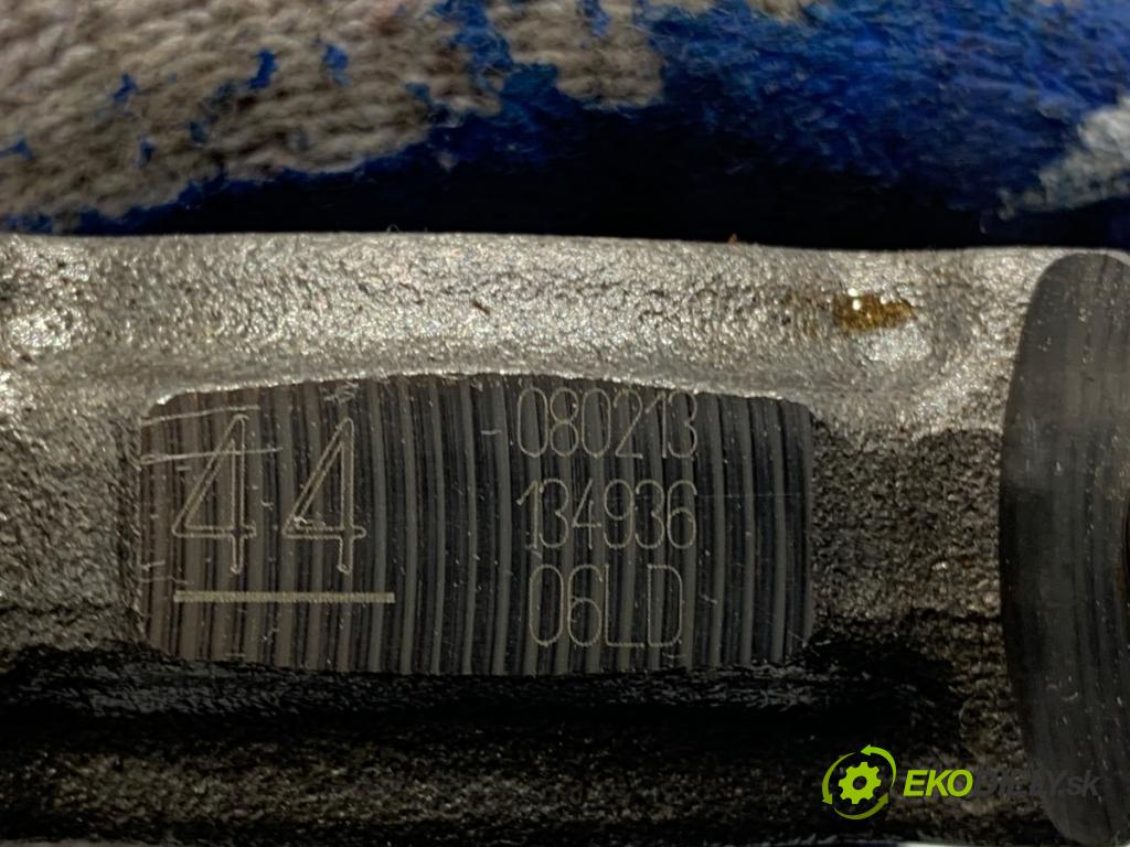 AUDI A5 8T coupe 2013 125 kW 1.8 TFSI 1798 PIEST: ojnica CJE (Piest)