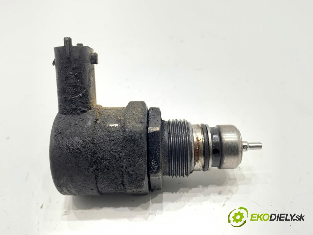 OPEL ASTRA H liftback 2004 88 kW 1.9 CDTI (L48) 1910 Regulátor tlaku paliva 0281002507 (Palivový systém ostatné)