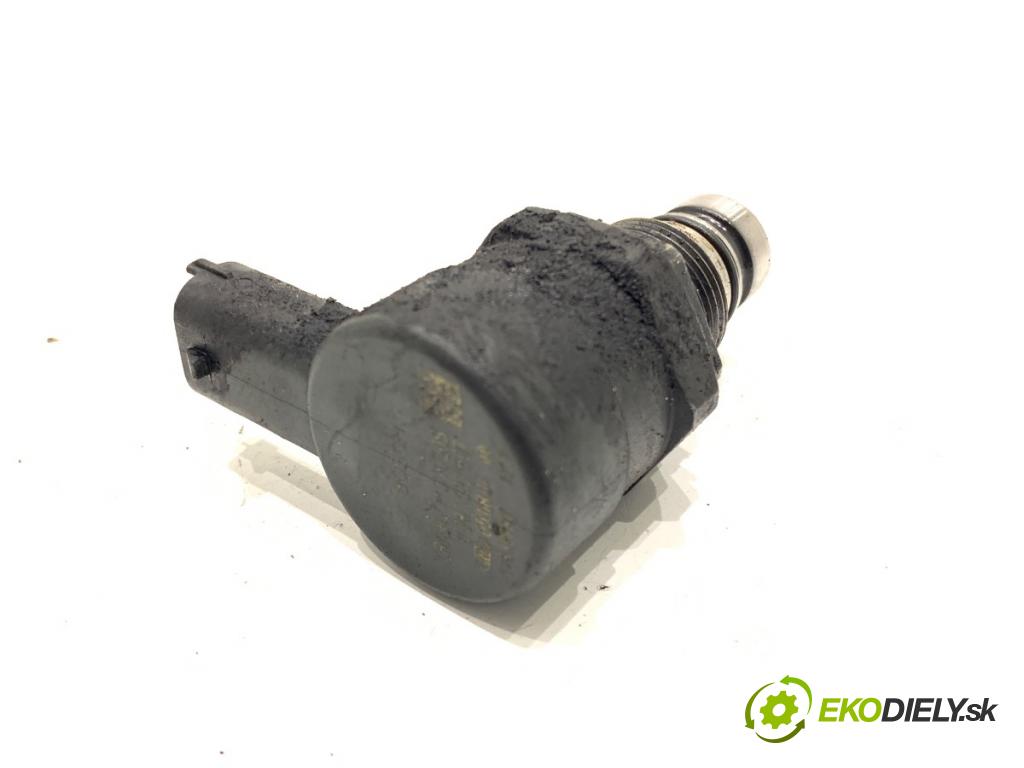 OPEL ASTRA H liftback 2004 88 kW 1.9 CDTI (L48) 1910 Regulátor tlaku paliva 0281002507 (Palivový systém ostatné)