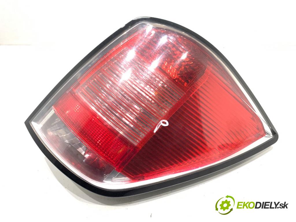 OPEL ASTRA H liftback 2004 88 kW 1.9 CDTI (L48) 1910 světlo pravý zadní část 