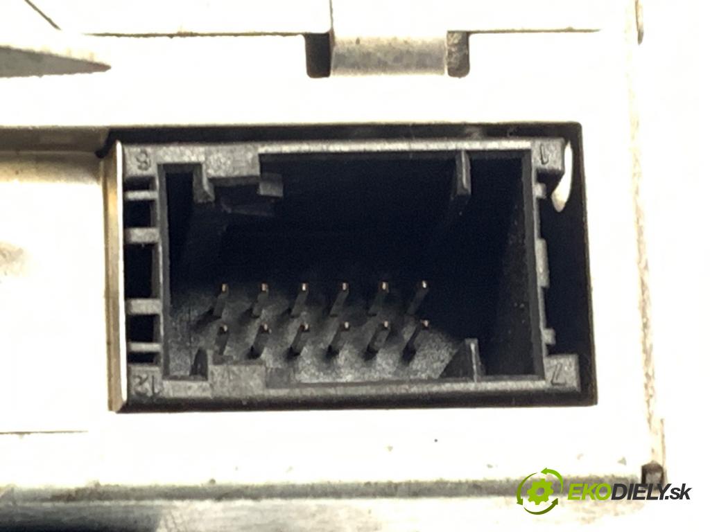 BMW E39 sedan 1997 110 kW 520 i 1990 Dislpej 8360738 (Prístrojová doska)