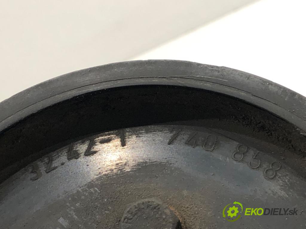 BMW E39 sedan 1997 110 kW 520 i 1990 pumpa servočerpadlo 1740858 (Servočerpadlo)