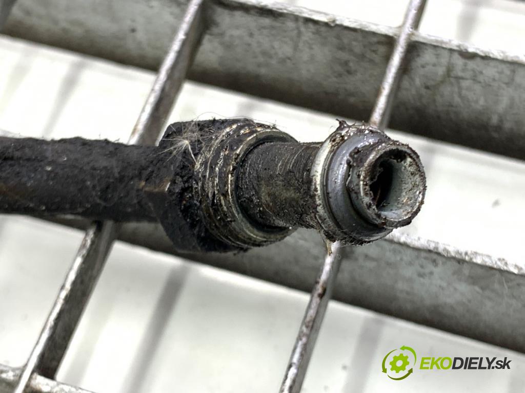 BMW E39 sedan 1997 110 kW 520 i 1990 hadica servočerpadlo  (Rúrka servočerpadla)