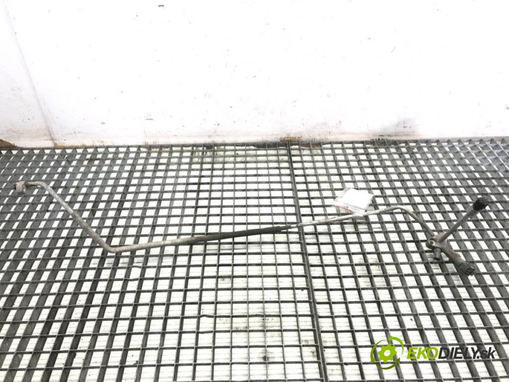 BMW E39 sedan 1997 110 kW 520 i 1990 rúrka klimatizácie 8391639 (Rúrka klimatizácie)