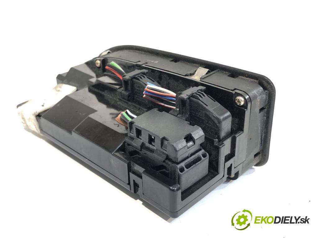 BMW E39 sedan 1997 110 kW 520 i 1990 Prepínač okien 8368966 (Prepínacie páčky pod volantom)