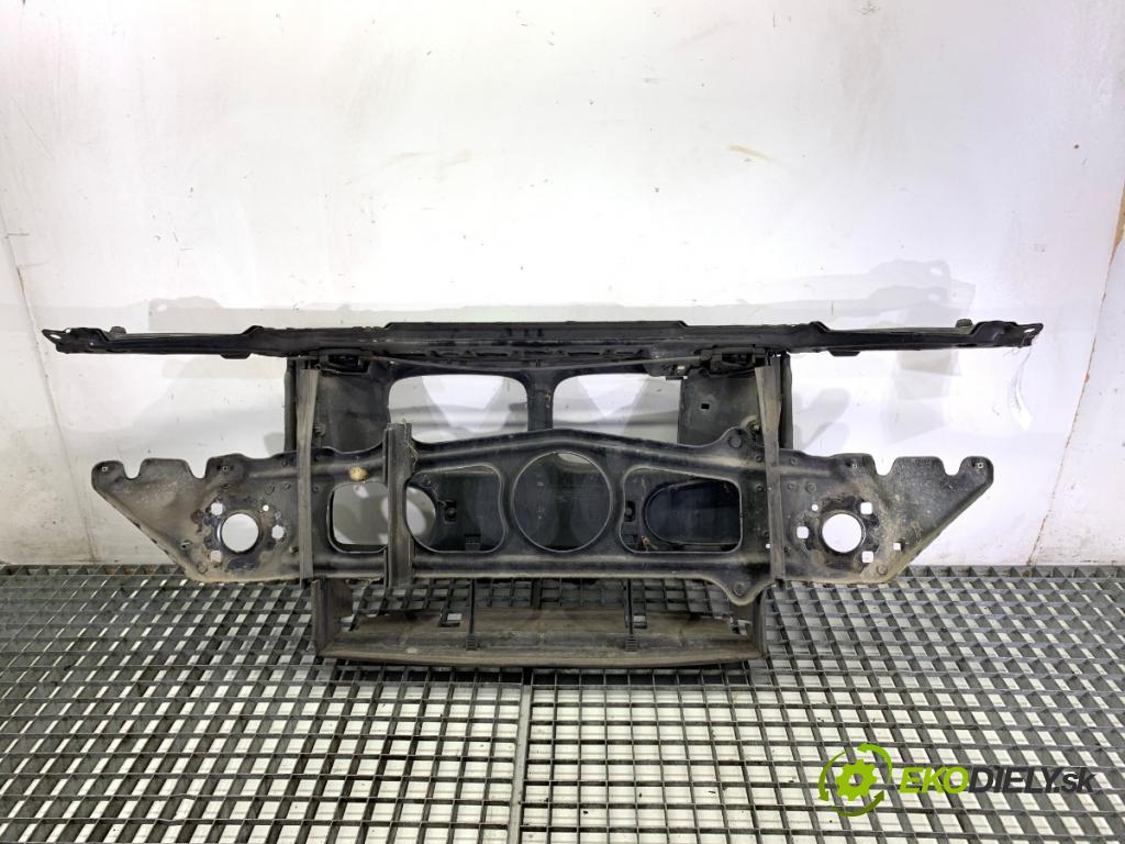 BMW E39 sedan 1997 110 kW 520 i 1990 držák přední část (Přední výztuha)