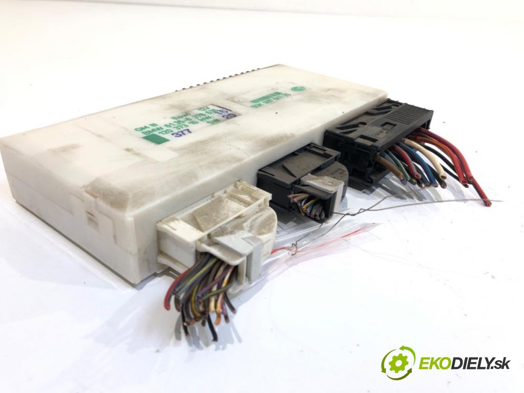BMW E39 sedan 1997 110 kW 520 i 1990 modul komfortu 8378635 (Komfortní modul)