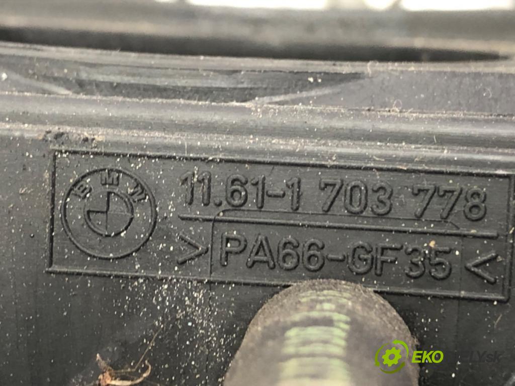 BMW E39 sedan 1997 110 kW 520 i 1990 potrubí sání 1427618 (Sací potrubí)