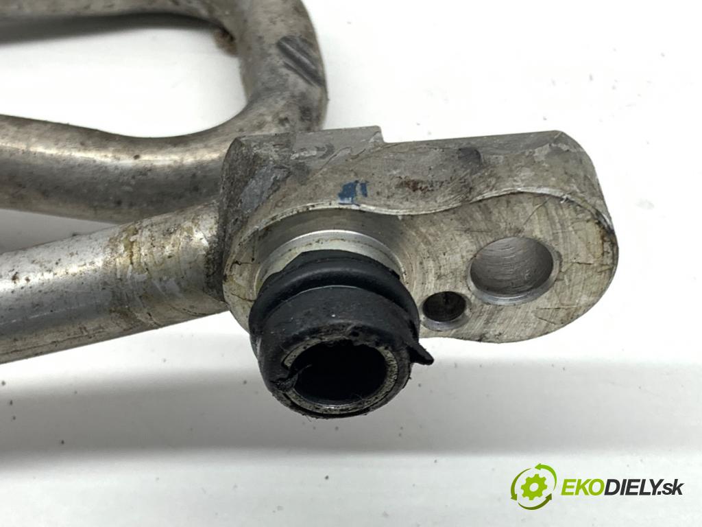 BMW E39 sedan 1997 110 kW 520 i 1990 rúrka klimatizácie  (Rúrka klimatizácie)