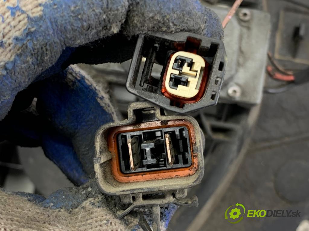 VOLVO V70 II Kombi 2000 147 kW 2.4 T AWD 2435 ventilátor chladiče 30680547 (Ventilátor)