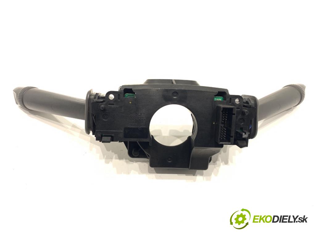 VOLVO V70 II Kombi 2000 147 kW 2.4 T AWD 2435 Prepínač kombinovaný 9452394 (Prepínacie páčky pod volantom)