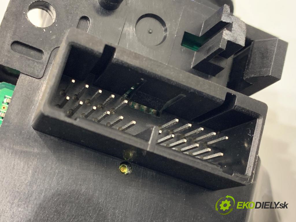 VOLVO V70 II Kombi 2000 147 kW 2.4 T AWD 2435 Prepínač kombinovaný 9452394 (Prepínacie páčky pod volantom)