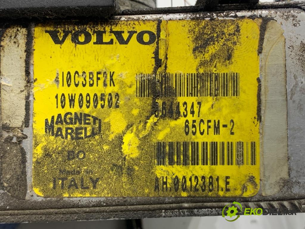 VOLVO V70 II Kombi 2000 147 kW 2.4 T AWD 2435 Škrtiaca klapka 8644347 (Škrtiaca klapka)