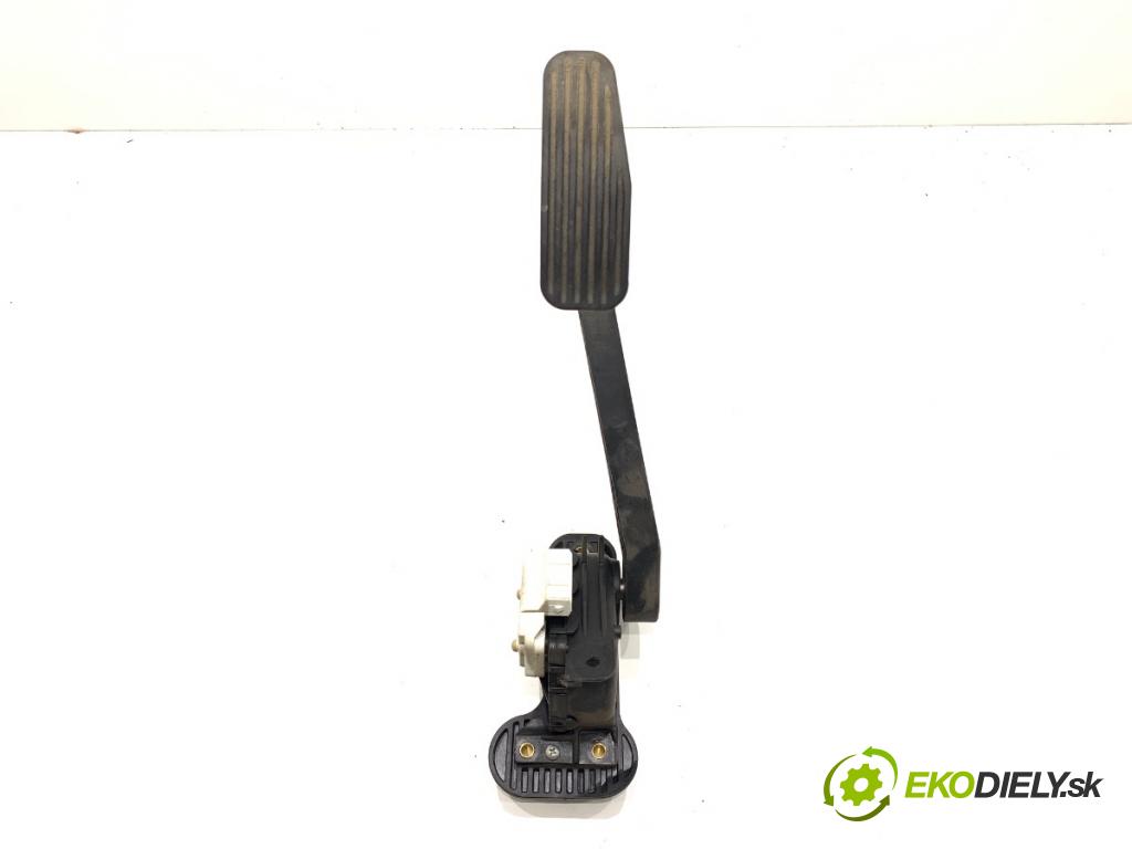 VOLVO V70 II Kombi 2000 147 kW 2.4 T AWD 2435 Potenciometer plynu 30683516 (Potenciometer plynového pedálu)