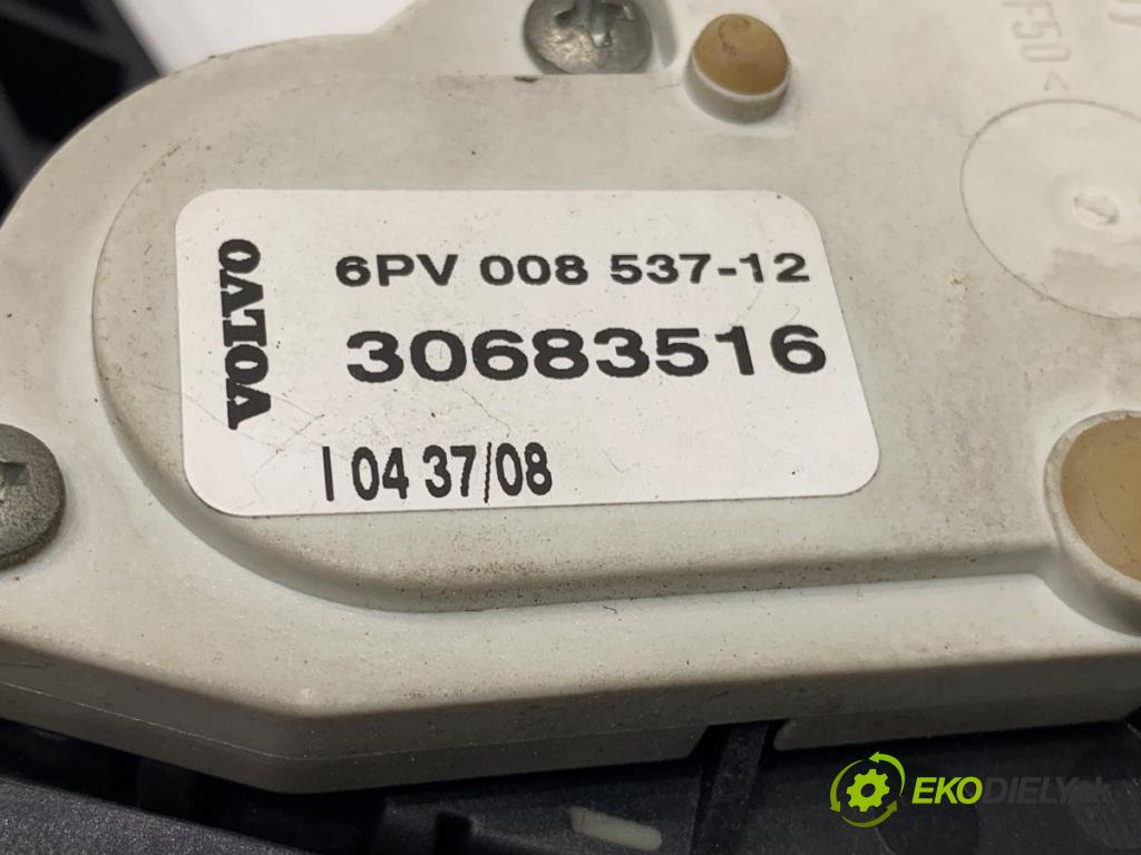 VOLVO V70 II Kombi 2000 147 kW 2.4 T AWD 2435 Potenciometer plynu 30683516 (Potenciometer plynového pedálu)