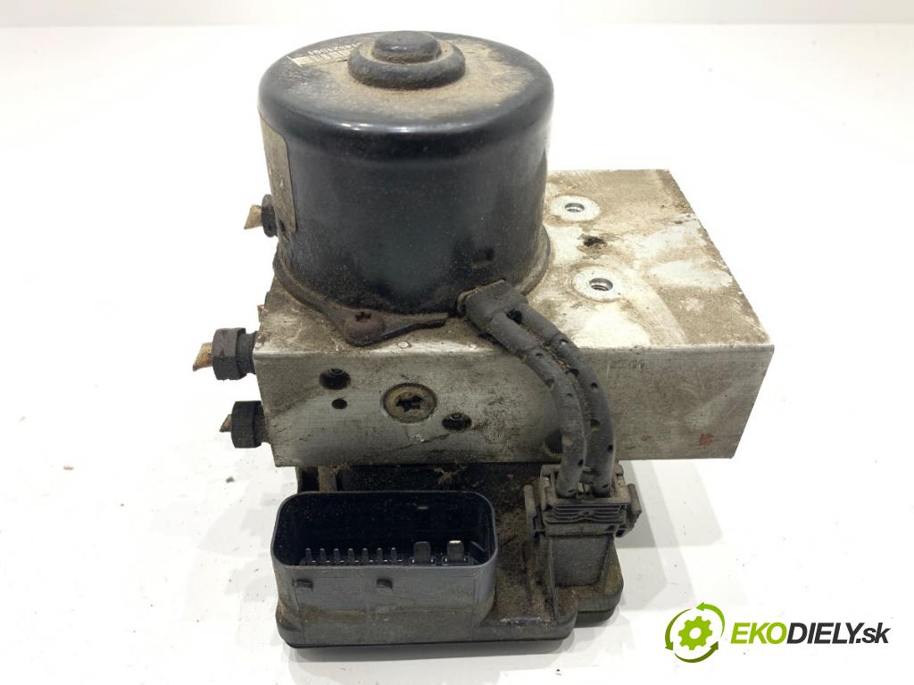 VOLVO V70 II Kombi 2000 147 kW 2.4 T AWD 2435 Pumpa ABS 8619540 (Pumpa ABS)