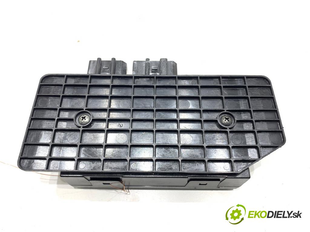 VW PASSAT B5 FL sedan 2001 96 kW 1.9 TDI 4motion 1896 Modul komfortu 1C0959799B (Modul komfortu)