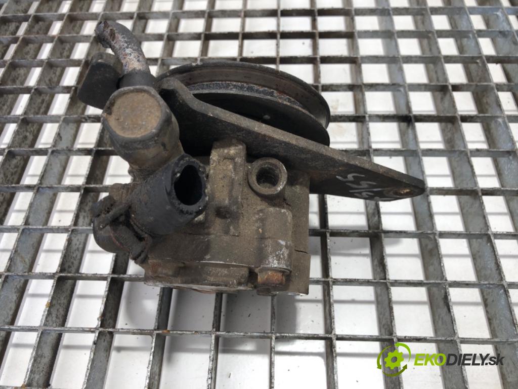 NISSAN PATHFINDER R50 samochód terenowy zamknięty 1997 125 kW 3.3 V6 4WD 3275 pumpa servočerpadlo  (Servočerpadlo)