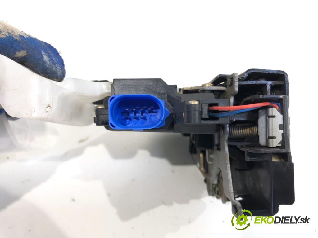 VW TOURAN nadwozie wielkoprzestrzenne (MPV) 2004 74 kW 1.9 TDI 1896 zámok dveře pravý zadní část 7L0839016