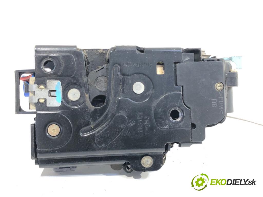 VW TOURAN nadwozie wielkoprzestrzenne (MPV) 2004 74 kW 1.9 TDI 1896 zámok dveře pravý přední část 3D1837016