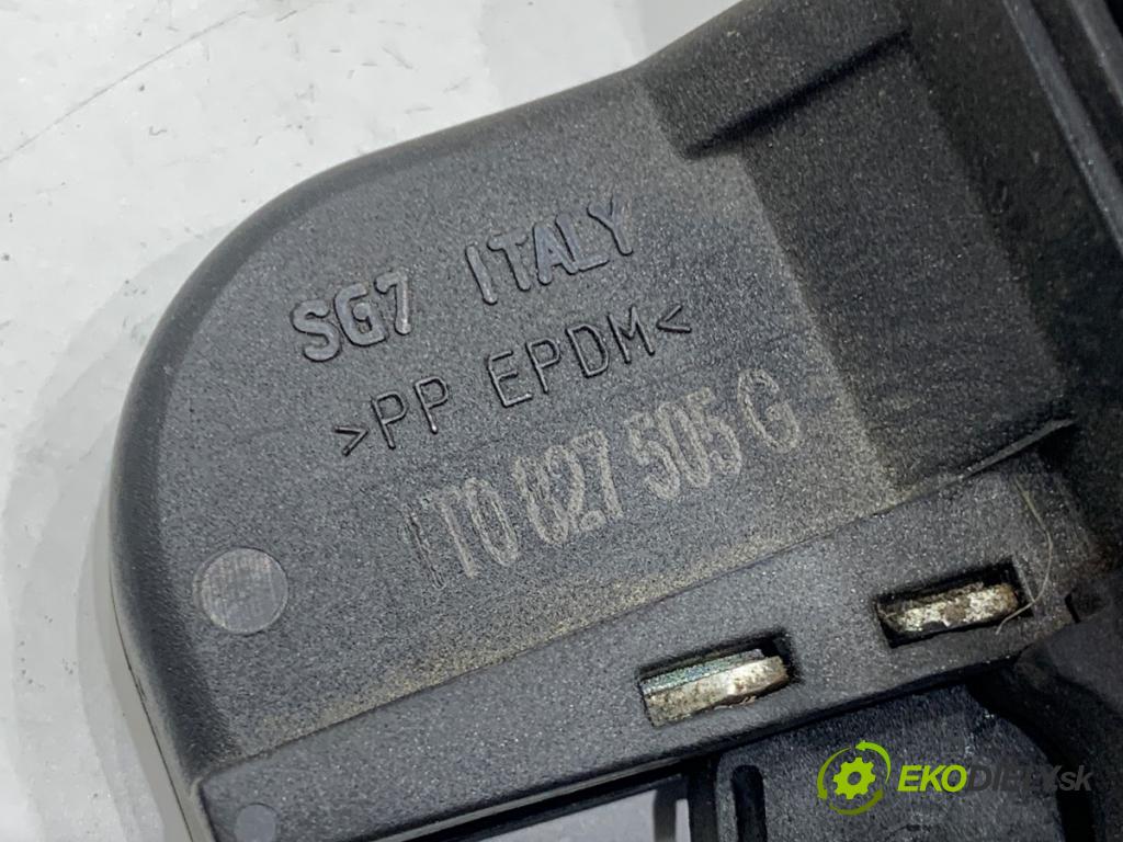 VW TOURAN nadwozie wielkoprzestrzenne (MPV) 2004 74 kW 1.9 TDI 1896 zámok dveří zadní část 1T0027505G